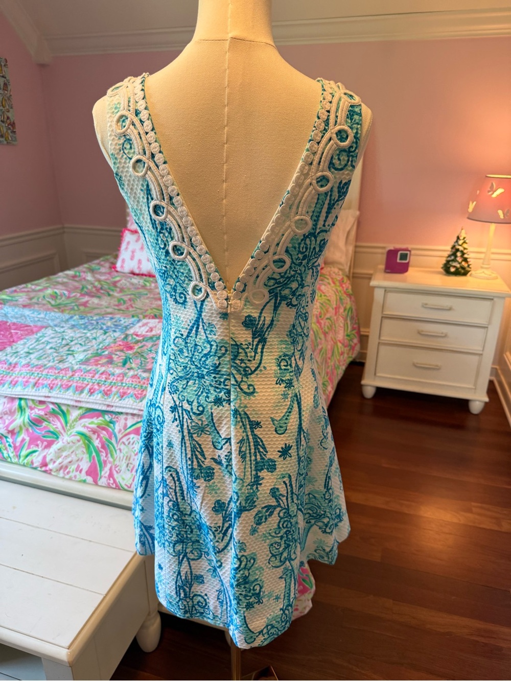 Lilly Pulitzer White Dress with Turquoise Floral Print - Picture 3 of 6